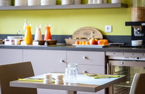 9th Arrondissement Appartement | À 10 min du métro Gare de Vaise | Moderne + WiFi