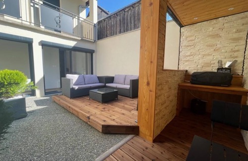 Bagneres-de-Luchon Villa | Pyrenair Location Maison 8 personnes à Bagnères de Luchon