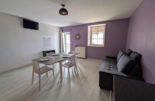 Offlanges Appartement | À 2 pas de la forêt de la Serre