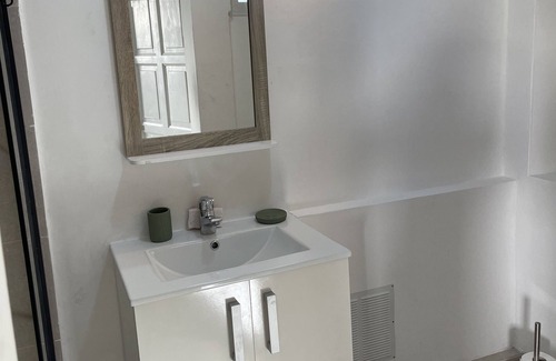 Trois-Rivieres Appartement | À 5 Minutes des Plages ! Appartement Coquet Tout Équipé