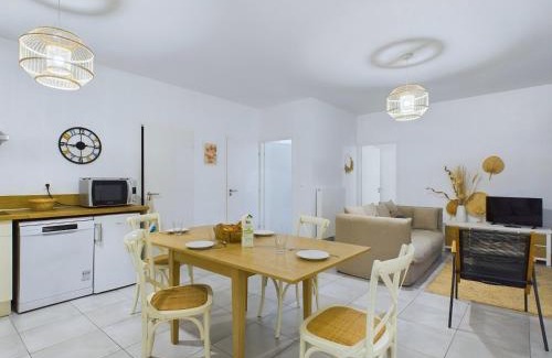 Pleneuf-Val-Andre Appartement | À 50m de la plage, bel appartement pour 6
