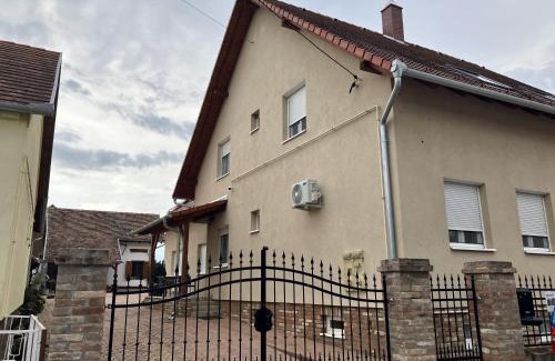 Villany Appartement | Ádám Vendégház