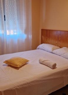 Higueruelas Appartement | Ático en el casco histórico con increibles vistas de montaña
