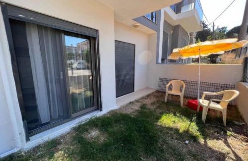 Dalyan Mahallesi Appartement | Çeşme'de denize yakın, bahçeli ev
