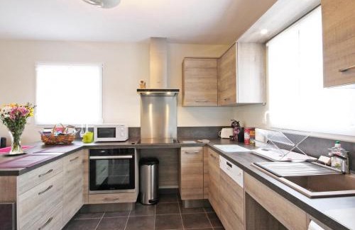Saint-Martin-d'Ecublei Maison | Écogîte confortable avec jardin clos, adapté PMR, proche de la forêt et de L'Aigle, jusqu'à 8 pers. - FR-1-497-23
