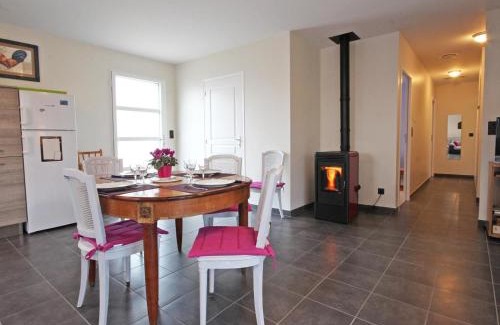 Saint-Martin-d'Ecublei Maison | Écogîte confortable avec jardin clos, adapté PMR, proche de la forêt et de L'Aigle, jusqu'à 8 pers. - FR-1-497-23