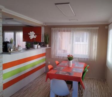 Kisvarda Appartement | Édenkert Apartmanház
