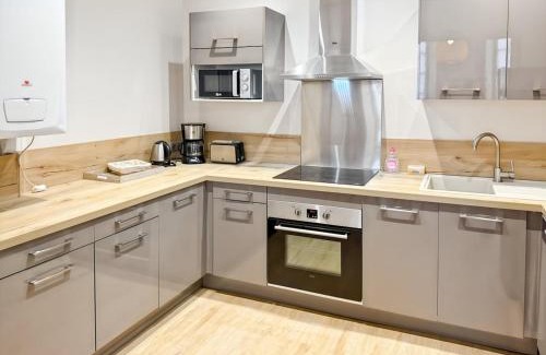 Aurillac Appartement | Élégance, confort à l'Hôtel particulier d'Aurillac