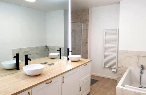 Cintegabelle Maison | Élégant Appartement, 2ch-parking