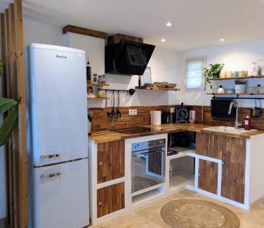Saint-Vallier-de-Thiey Appartement | Évasion au calme - Maison cosy avec piscine et tennis