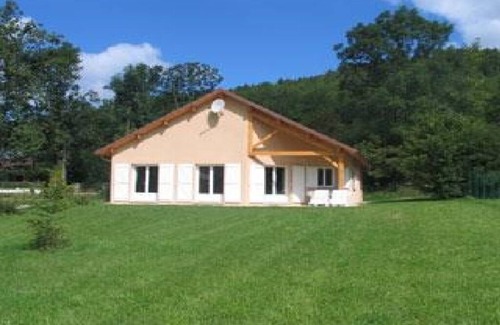 Marigny Maison | Évasion Boisée : Gîte de Plain-pied, 80m² Près de la Forêt et du lac de Chalain