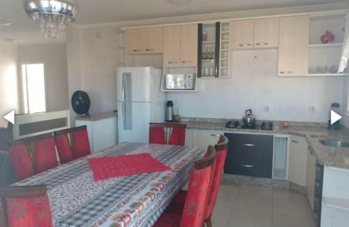 Arroio do Sal Maison | ÓTIMA e ESPAÇOSA CASA - 3 quartos - 2 quadras da praia