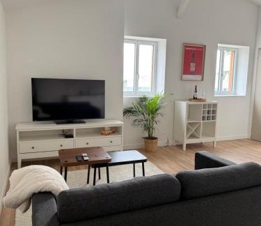 Sauveterre-De-Guyenne Appartement | ô Vignes & Bastides " L'échappée Lapébie ", appartement cosy