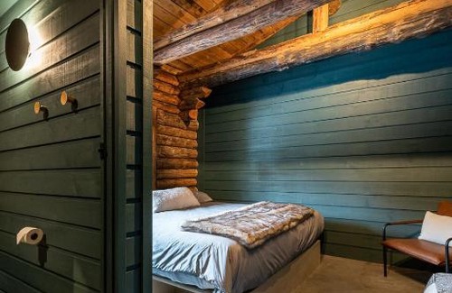 Saint-Simeon Chalet De Ski | ÖBois Charlevoix - L'Écurie