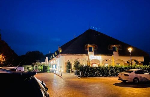 Tat Hôtel | Öreg Halász Fogadó
