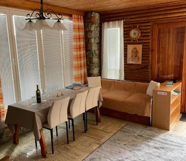 Mostkovice Maison | Útulná chata přímo u přehrady