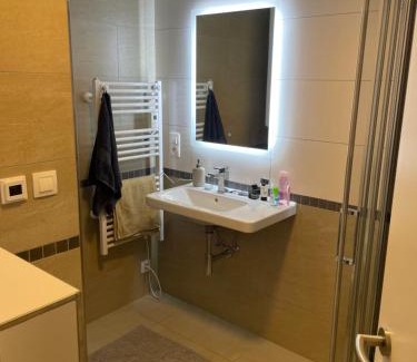 Zernovka Appartement | Útulný podkrovní ateliér se zahradou