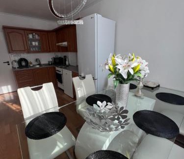 Prague 4 Appartement | Útulný prostorný tichý byt v blízkosti centra