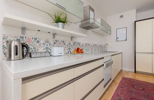 Targowek Appartement | Św. Wincentego 128 | Wifi, Pet-friendly, 1 Bedroom, Balcony, Parking, Warsaw