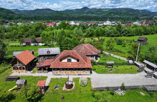 Viseu de Mijloc Maison | Șura cu Bule- jacuzzi privat