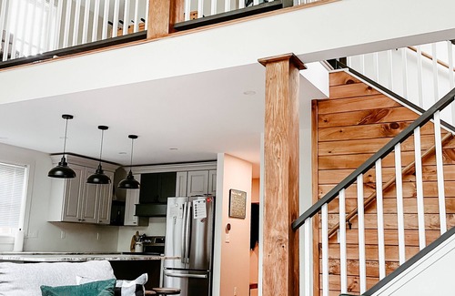 Eidelweiss Village Maison | ʕ ᴥ ʔ Mountain views, minutes to beaches, family friendly, close to N Conway.