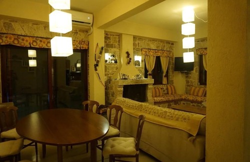 Kalavrita Cottage | ΕΞΟΧΙΚΗ ΚΑΤΟΙΚΙΑ studio nick