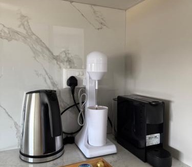 Dromolaxia Appartement | ΘΕΑ 5 Comfortable 1BR and 2BR Apartments