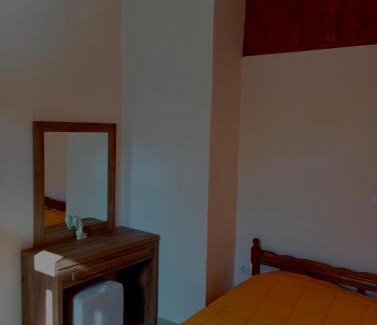 Chrysovitsi Maison | Ξενώνας με Θέα τα Έλατα