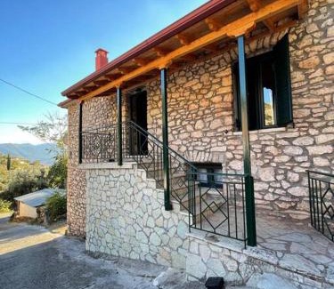 Vlacherna Maison | Πέτρινο εξοχικό στο Δάρα
