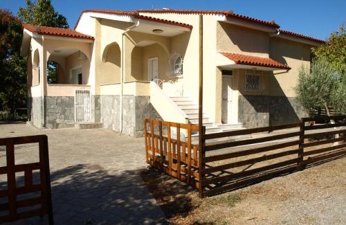 Thermi Appartement | ΠΑΛΗΟΚΤΗΜΑ - Palioktima