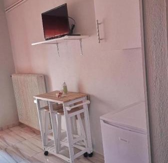 Nees Pagases Maison | ΧΑΡΗς ROOMS