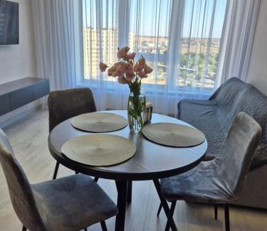Vapnyarka Appartement | Апартаменти на Марсельській 62 в ЖК Острова, 1 спальня та кухня-студія