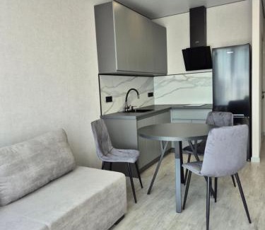 Vapnyarka Appartement | Апартаменти на Марсельській 62 в ЖК Острова, 1 спальня та кухня-студія