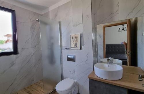 Samokov Appartement | Апартамент с двор Дива