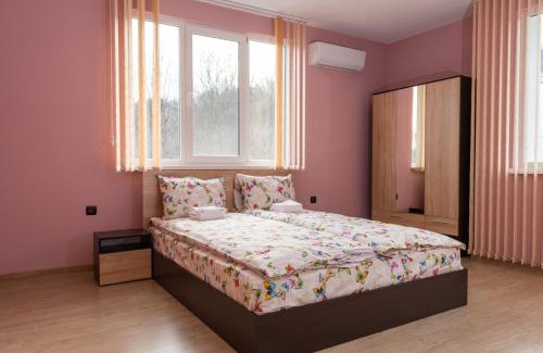 Gabrovo Appartement | Апартамент ФЕЯ - топ център, безплатно паркомясто