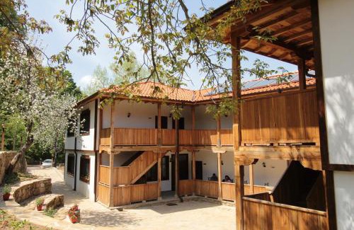 Tryavna Maison | Арт комплекс Горски дом - Трявна