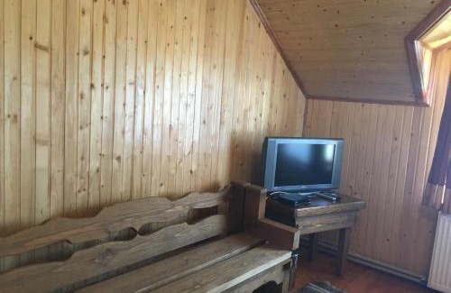 Vorokhta Maison | Барви Карпат