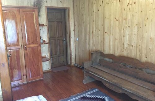 Vorokhta Maison | Барви Карпат