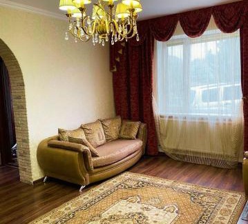 Uman Appartement | Будинок з Терасою Біля Фонтанів
