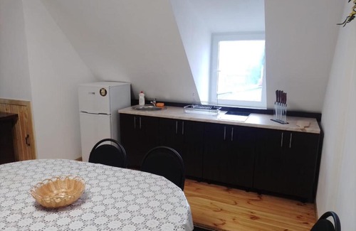 Berehove Appartement | Великі Апартаменти недалеко від Термальних Басейнів