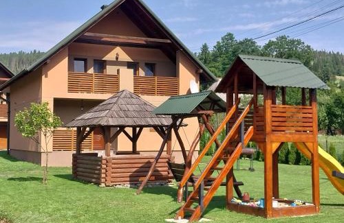 Chernovtsy Maison | Верховинська Хата