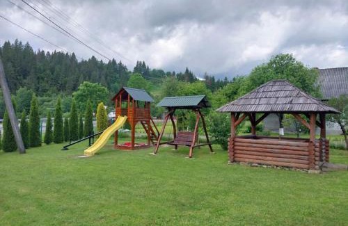 Chernovtsy Maison | Верховинська Хата