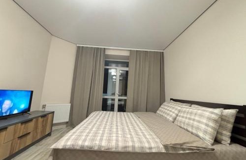 Lutsk Appartement | Видова однокімнатна квартира в жк ЯРОВИЦЯ