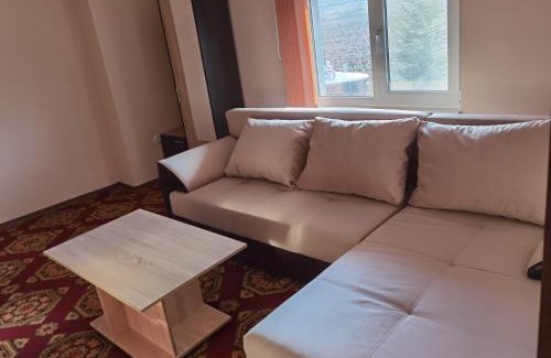 Septemvri Maison | Винарна-Славовица