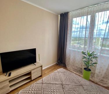 Dniprovs'kyi District Appartement | В 2 хвилинах від метро супер видова ТЦ Проспект Серце МВЦ Ожоговий центр
