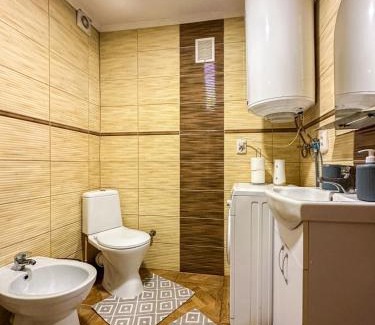 Verkhovyna Appartement | Дерево Роду