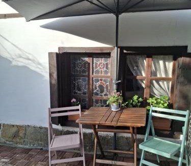 Bojentsi Maison | Динова Къща