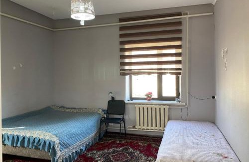 Kyrgyzstan Maison | Дом Паризата Үсөнова