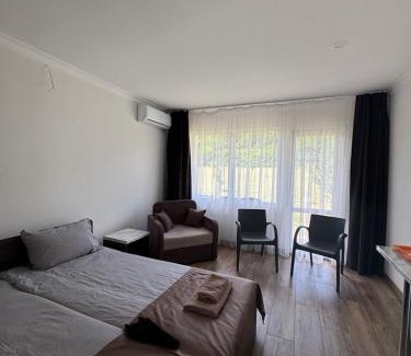 Mukachevo Hôtel | Етномотель з рестораном у Чинадієві