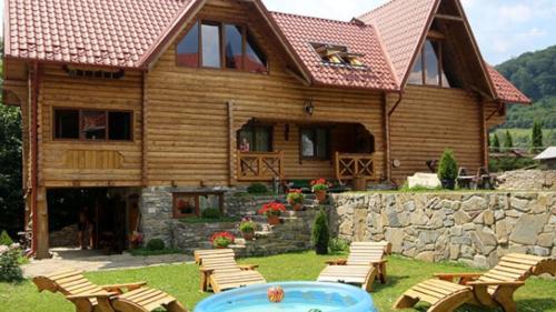Mykulychyn Maison | Зарінок карпат